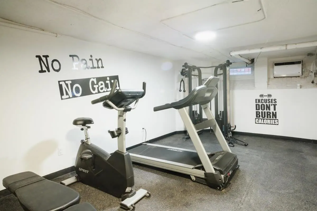 뉴욕 74-4A 2Br2Ba In Uws W&D Gym In Building 아파트 미국