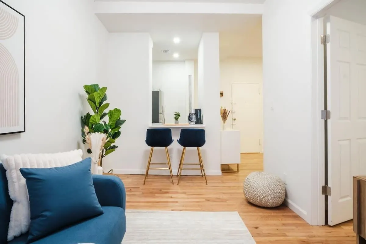 뉴욕 74-4A 2Br2Ba In Uws W&D Gym In Building 아파트 0*,